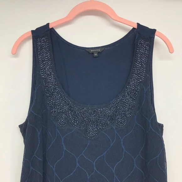 RW&Co Navy Sleeveless Beaded Mesh Detail Tank Top size M - Picture 2 of 15